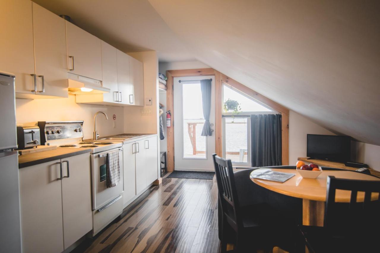 Aux 4 Vents - Auberg'Inn Carleton-sur-Mer Exterior photo